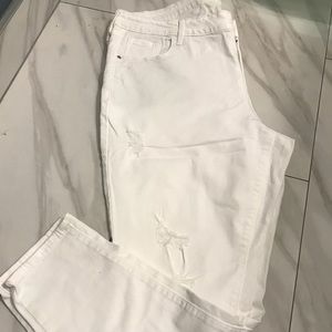 Distressed white Old Navy jeans